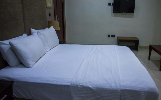 Chelsea Suites Annex