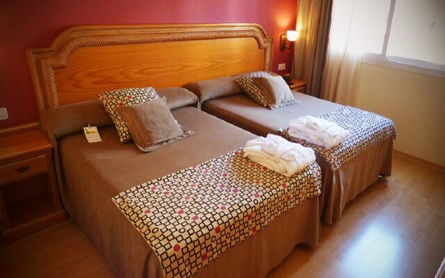 Hotel & Spa Peñíscola Plaza Suites