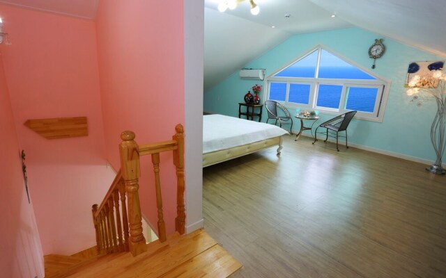 Namhae Montmartre Pension