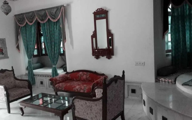 Roopam Resort