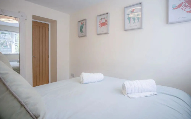 Myrtle - 1 Bedroom Apartment - Saundersfoot