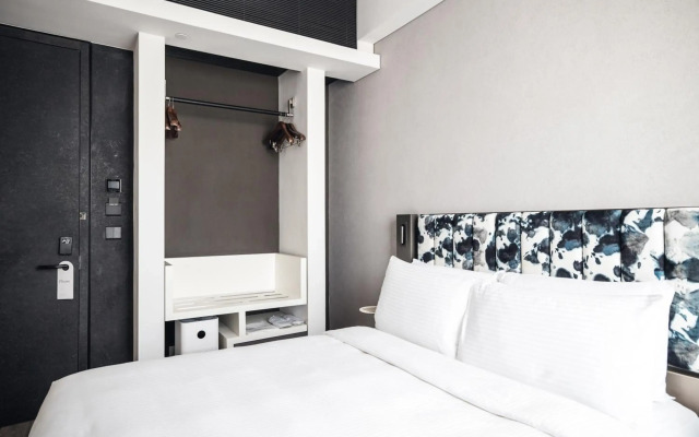Page148, Page Hotel