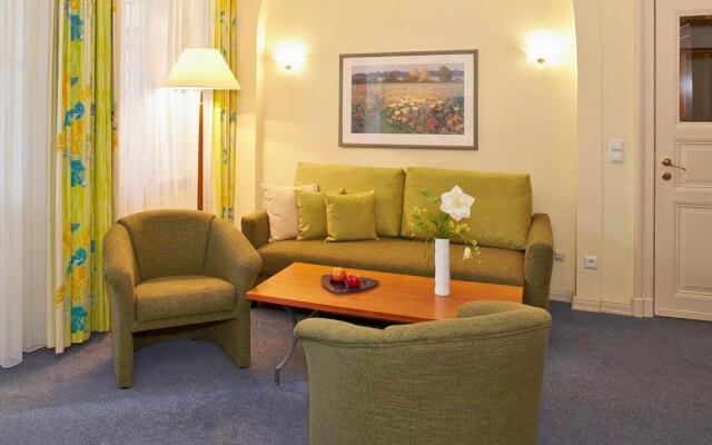 Strand-Park Strand-Park V12