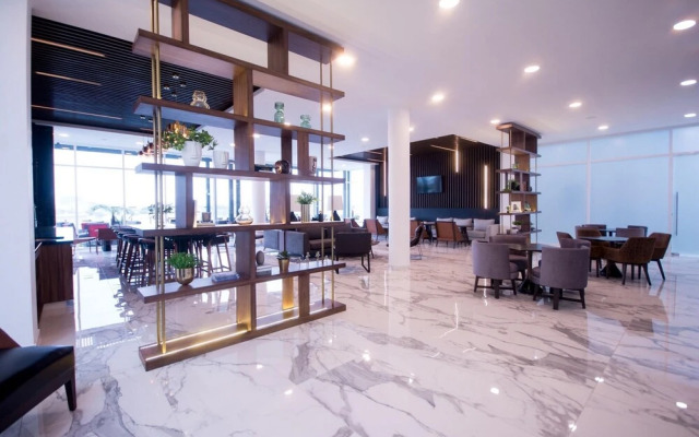 Real View Towers E906 by Casago