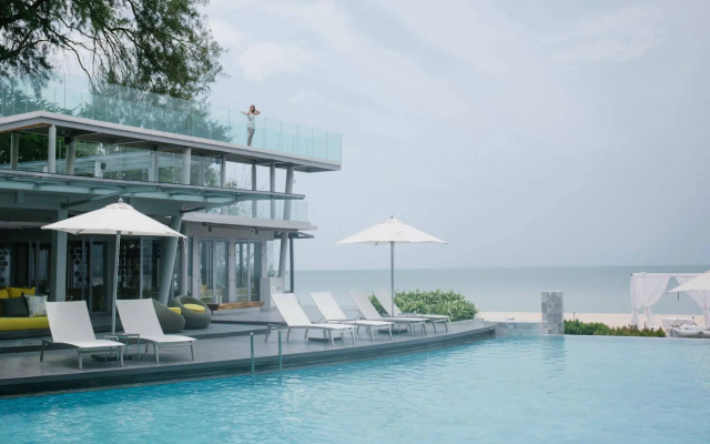 Veranda Pool Villas & Suite