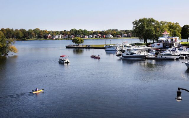 Holiday Inn Peterborough-Waterfront, ON by IHG