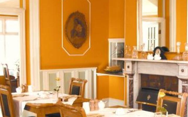 Woodlands Country House