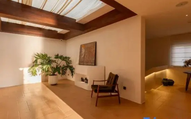 See the Mountains Again | Holiday Villa · Mountain · Seaview Holiday Hotel