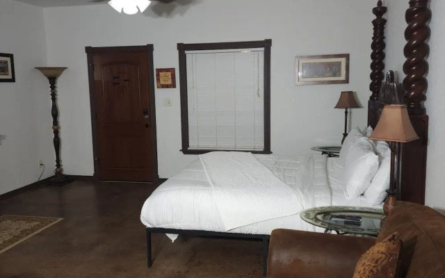 Unit 3 Champagne Terminal Stylish Stay