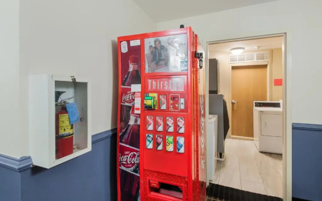 Super 8 Indian Head Md