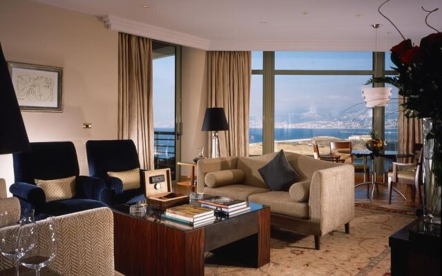 Phoenicia Residence