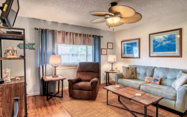 Courtyard #223 Condo