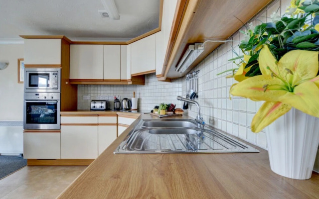 Flat 28 Clifton Court Croyde