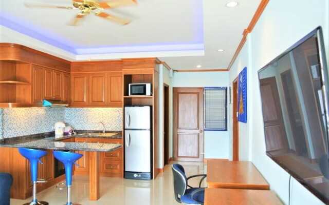 2 bed Condo Baan Suan Lalana