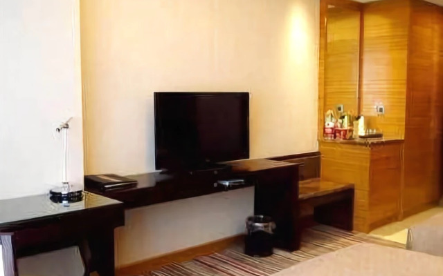 Century Essence Hotel