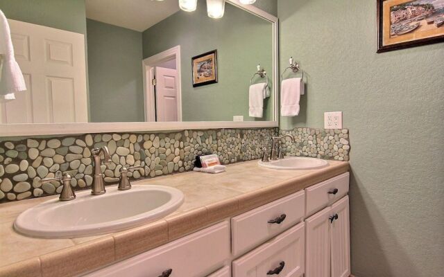 Executive Beach Paradise SH7345