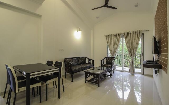 OYO 10973 Home Exotic 2BHK Pool View Siolim