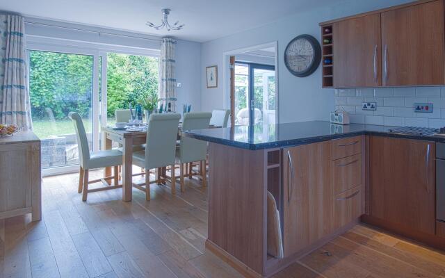 Ragged Staff - 3 Bedroom Holiday Home - Saundersfoot