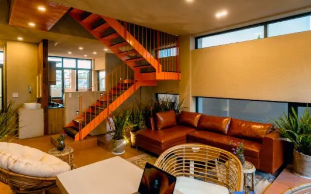 Dalat Frames – Lobby – Da Lat