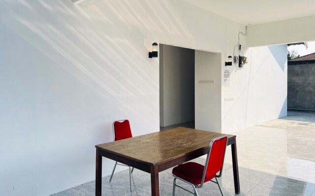 RedDoorz Syariah @ Binjai Timur