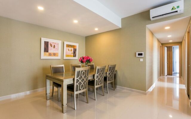 MK Rivergate Apartment - FREE POOL & GYM