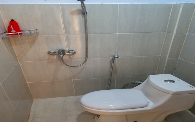 RedDoorz near RSUD Kota Luwuk