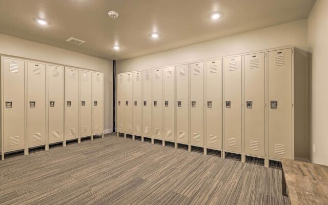 Balcony & Easy Mtn Access: Condo in Keystone!