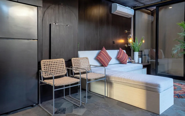 Sleepy Potato Villa By Zuzu