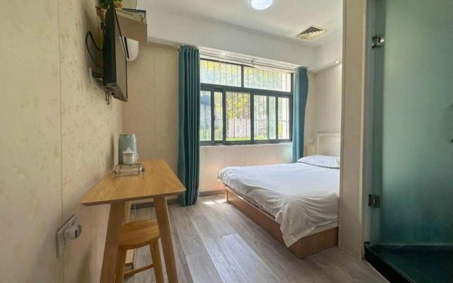 Nanjing Tianyou Hotel (Bayi Hospital Changfu Street Subway Station Branch)