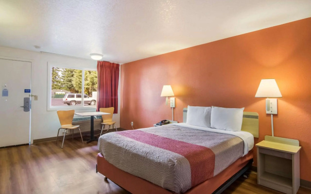 Motel 6 Vancouver, WA