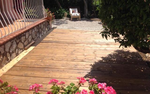 Rez de Jardin Villa Cagnes Sur Mer.