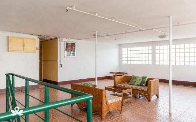 ZEN Rooms Basic 10th Ave Cubao