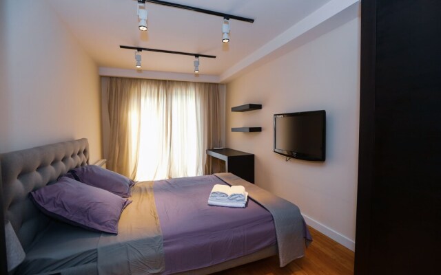Hosthub 2 Bedroom near Dry Bridge SmartTV
