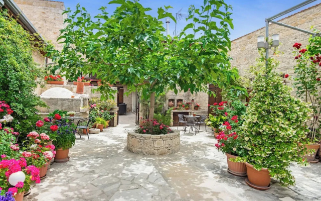 Sanders Arsorama - Cute 1-bdr Apt w/ Shared Patio