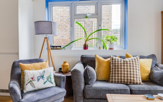 Fantastic 1BD Flat With Garden Central Kingston