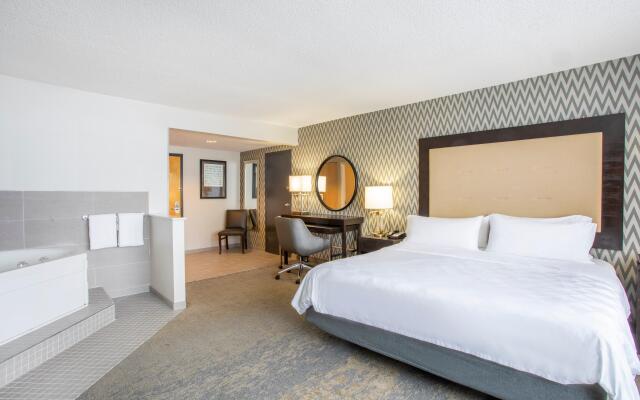 Holiday Inn & Suites Parsippany Fairfield by IHG