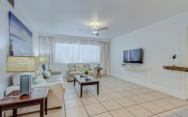 Twins Inn & Apartments