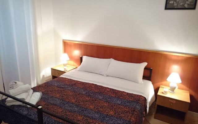 Uniq Guesthouse
