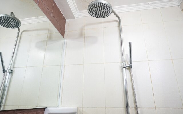 Comfortable Studio @ Green Bay Pluit Apartment