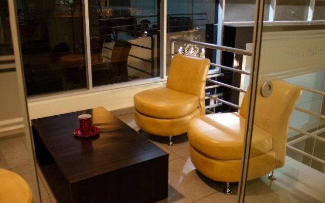 Plaza Real Hotel