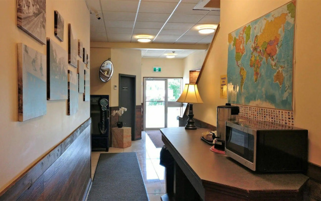 Pemberton Hotel
