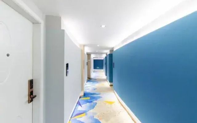 Huating Hotel
