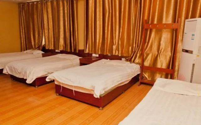 Guanxian Shuangying North Ring Express Hotel