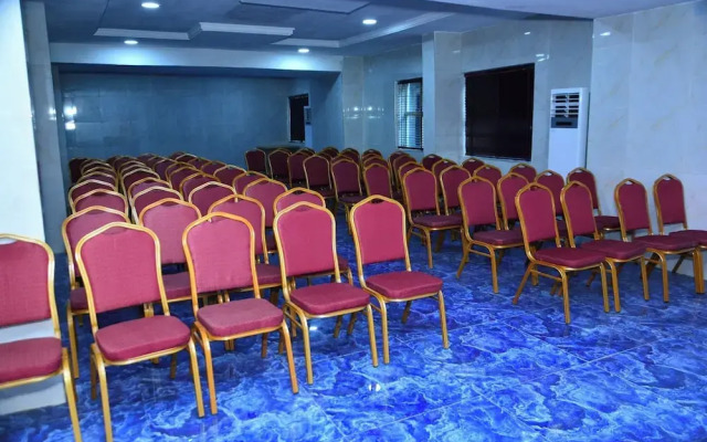 Top Rank Hotel Galaxy Asaba