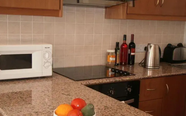 Paschali Hills Apartments