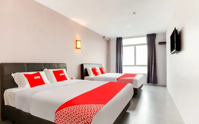 988 Hotel by OYO Rooms