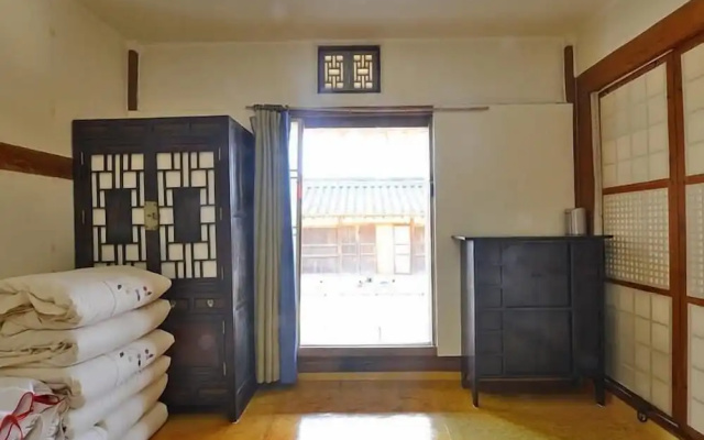 Suaedang Hanok Stay