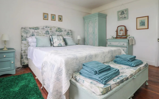 Connie's Cottage