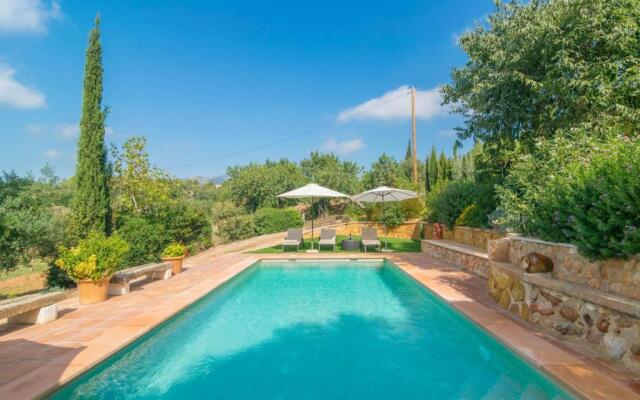 Es Garroveral 3 in Bunyola