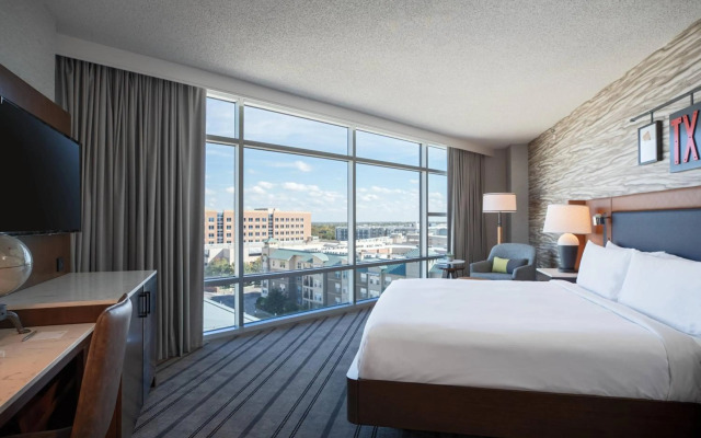 Renaissance Dallas Richardson Hotel